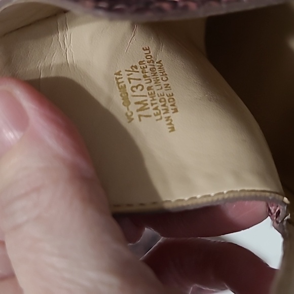 Vince Camuto Gigietta pink snakeskin booties size 7 - Picture 6 of 10